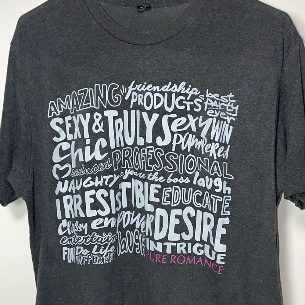 Woman’s graphic tee - Picture 2 of 7